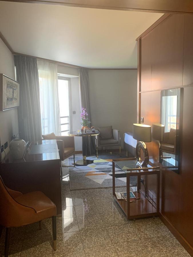 Goldstar Apartments & Suites Nice Buitenkant foto