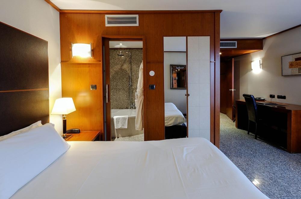 Goldstar Apartments & Suites Nice Buitenkant foto