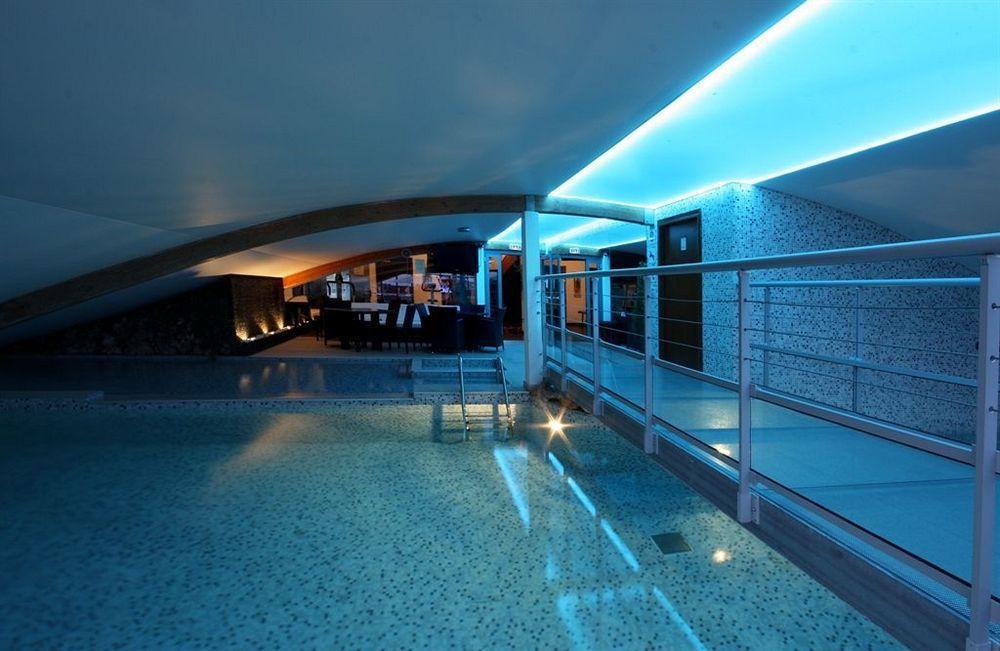 Goldstar Apartments & Suites Nice Buitenkant foto